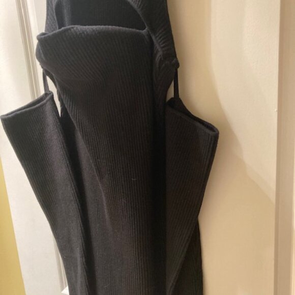 Herve by Herve Leger cold shoulder black sweaterdress - Picture 2 of 4